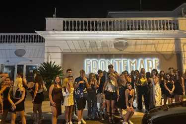 WŁOCHY - Rimini - hotel Artide *** (14-18 lat), 2 parki - Mirabilandia i Mira Beach !